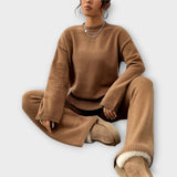 Maria - Urheilullinen Asu