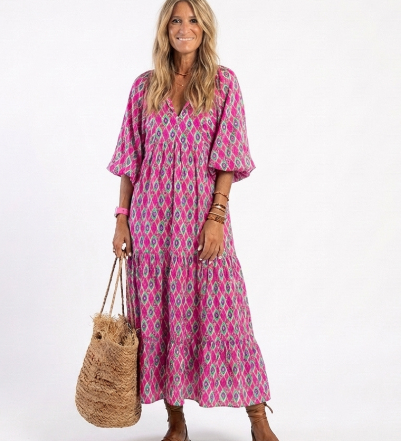 Céline | Midi-mekko, jossa on kuvio, kolmen neljänneksen hihat ja V-pääntie