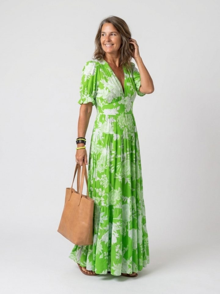 Juliette | Midi mekko kukilla, lyhyet hihat ja V-pääntie