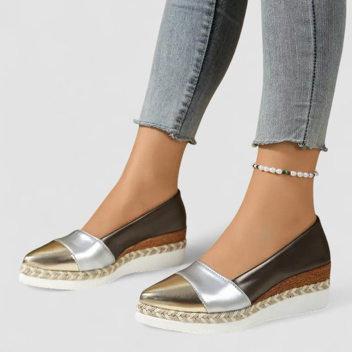 Juliana - Elegantit Ortopediset Mokkanahkakengät