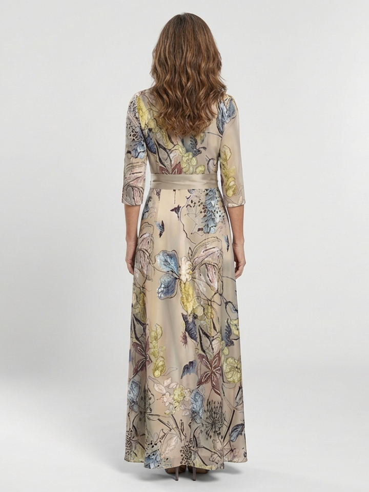 Caroline | Kukallinen maxi-mekko, jossa kolmen neljänneksen hihat